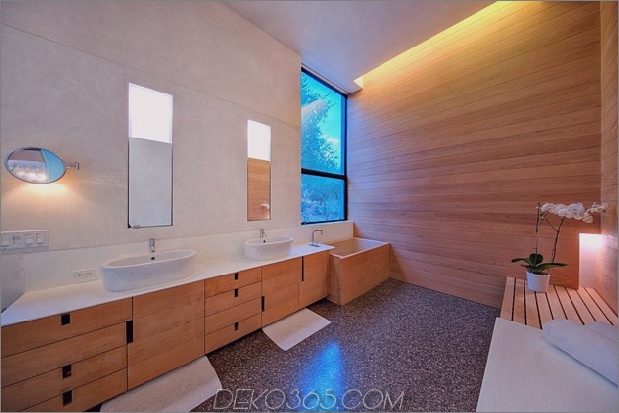 modern-desert-home-steven-holl-master-bath-3b.jpg